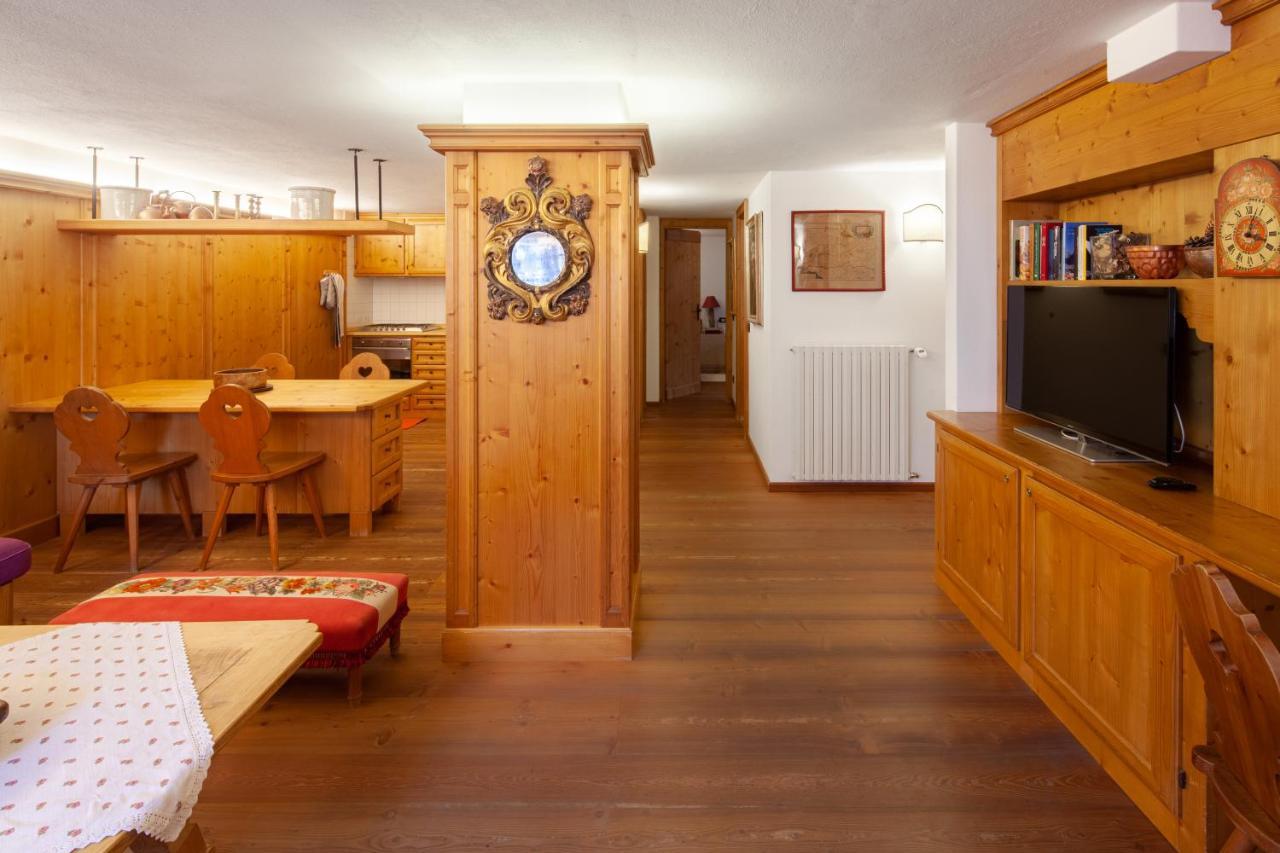Casa Marmorata Apartment Cortina d'Ampezzo Luaran gambar